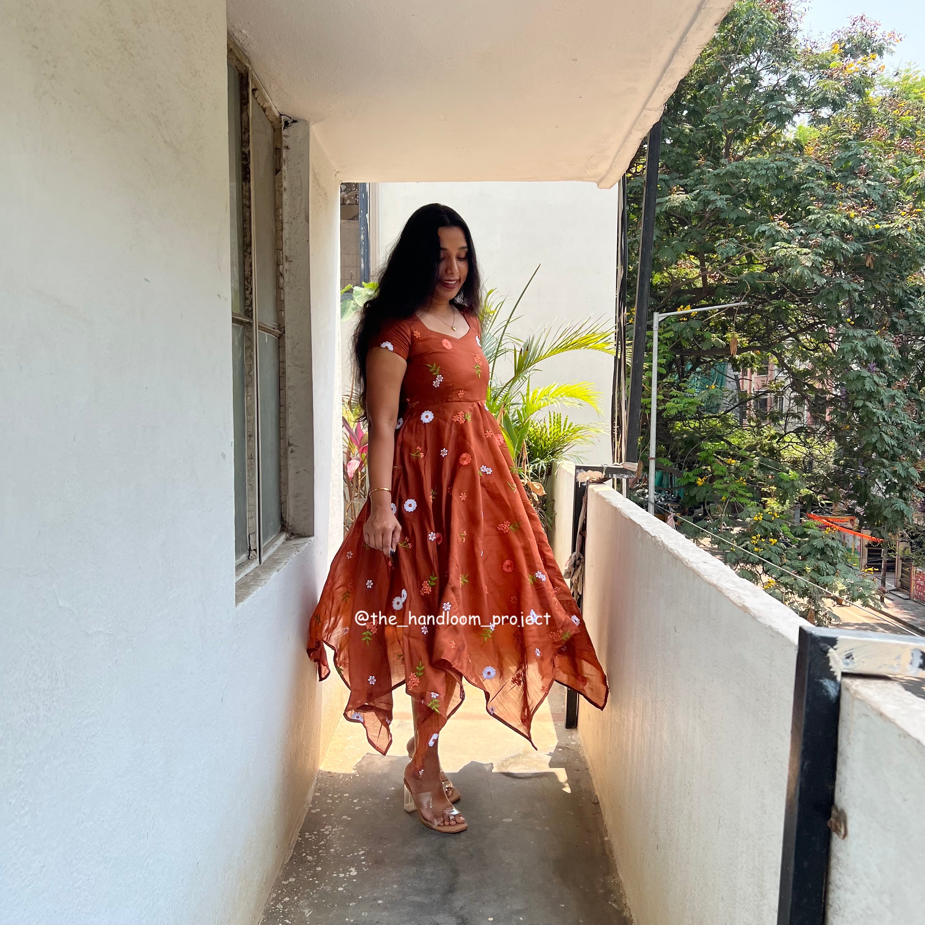 Brown - tarini