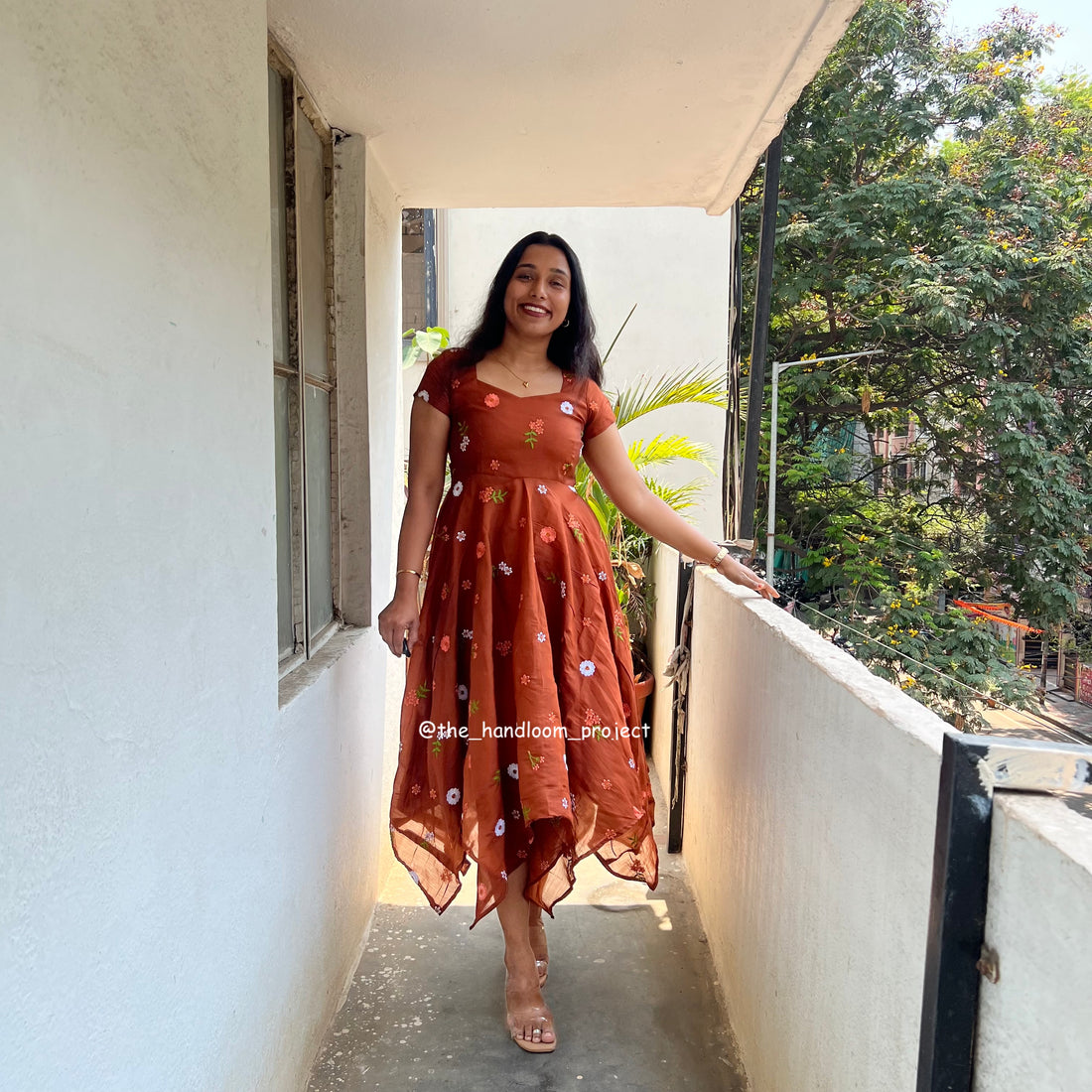 Brown - tarini