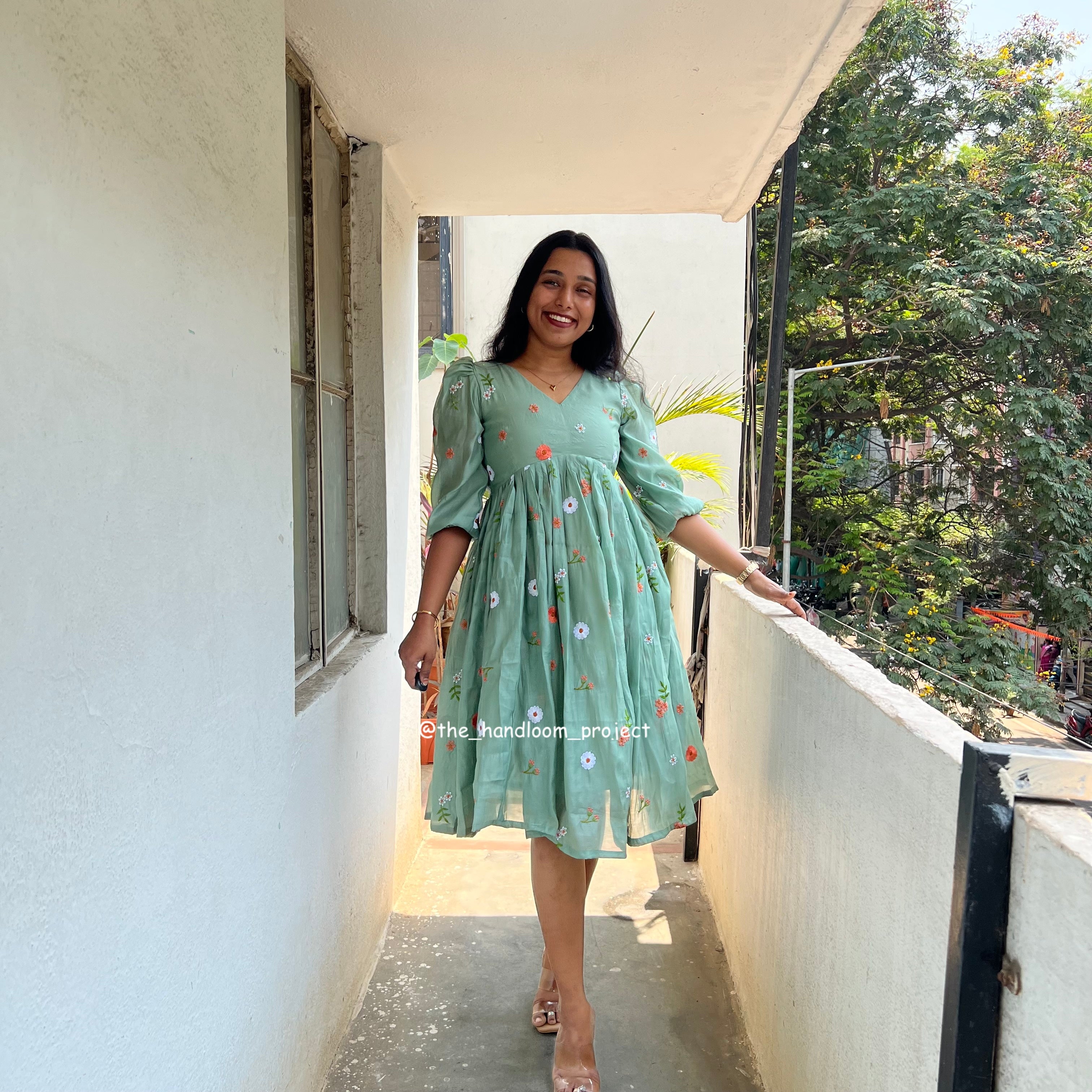 Sage green - tarini