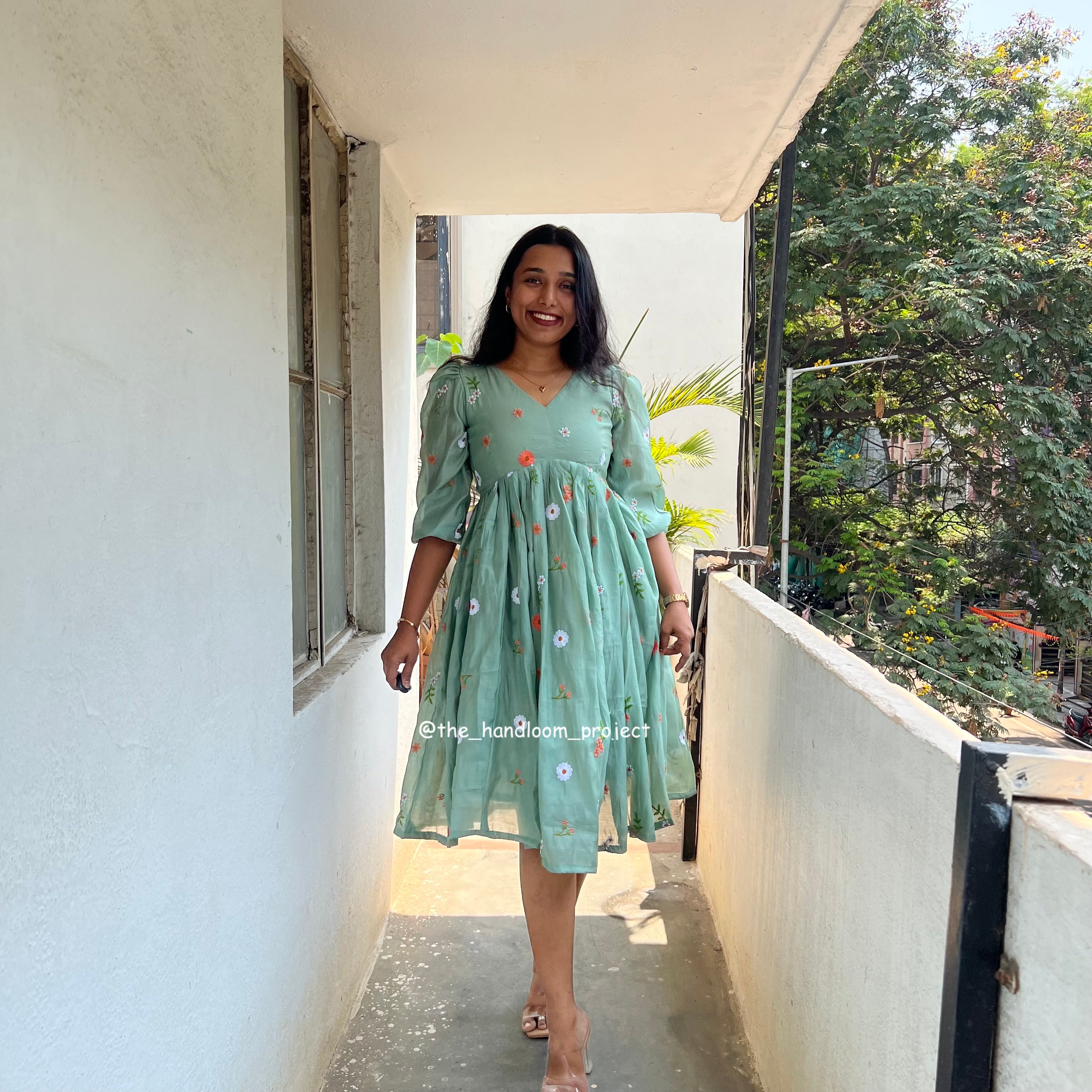 Sage green - tarini