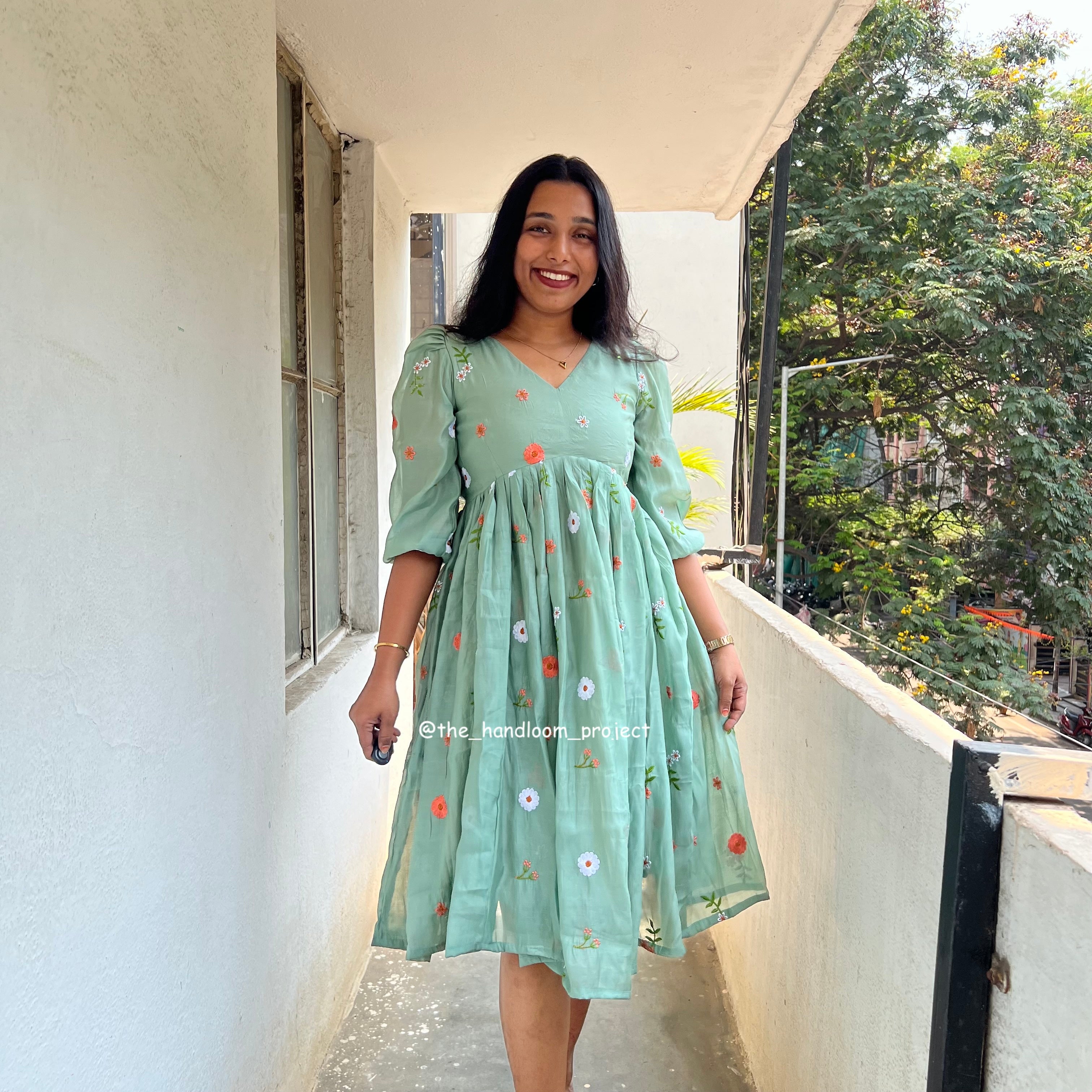 Sage green - tarini