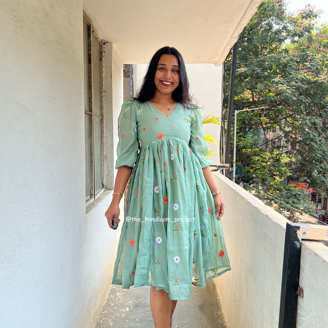Sage green - tarini