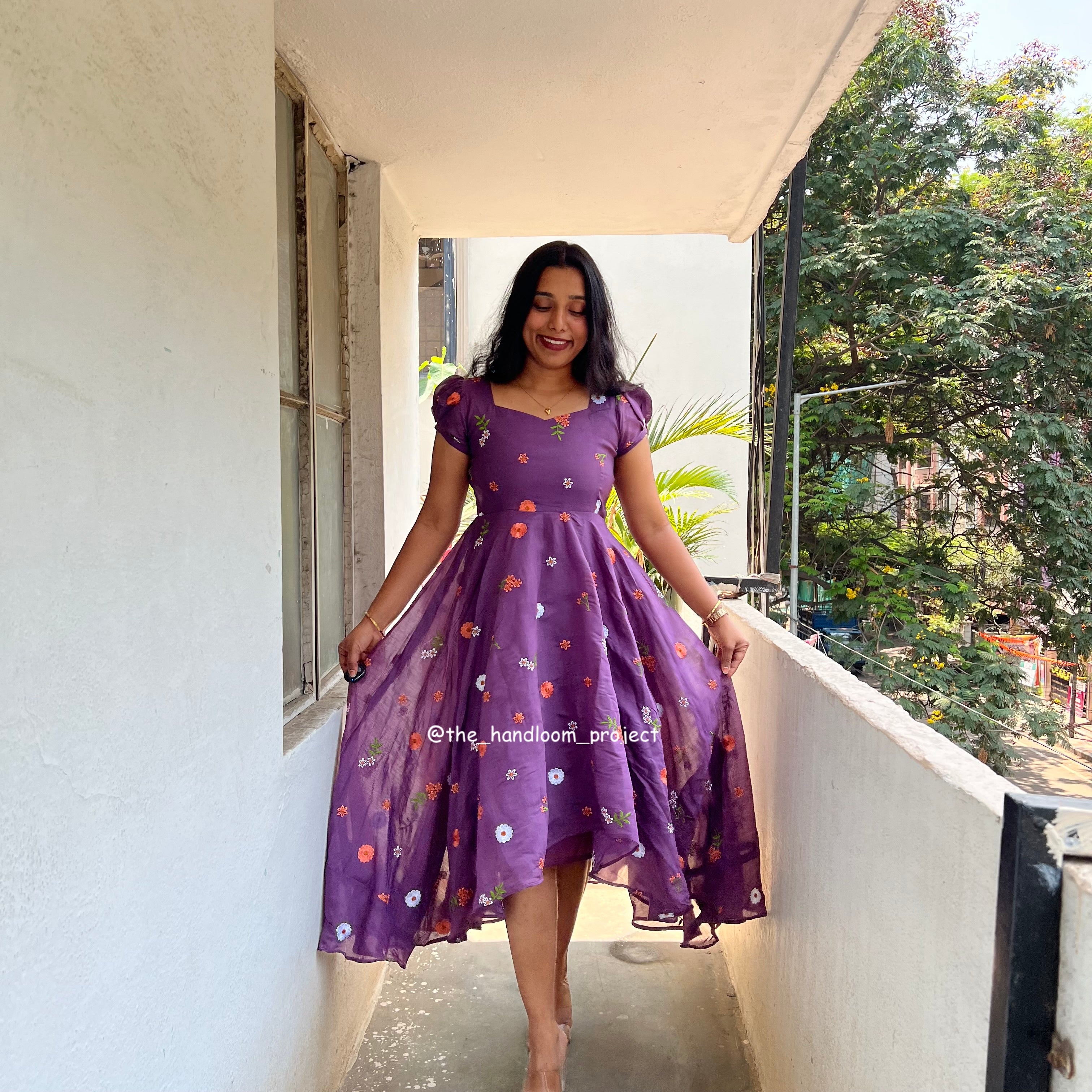 Violet- tarini