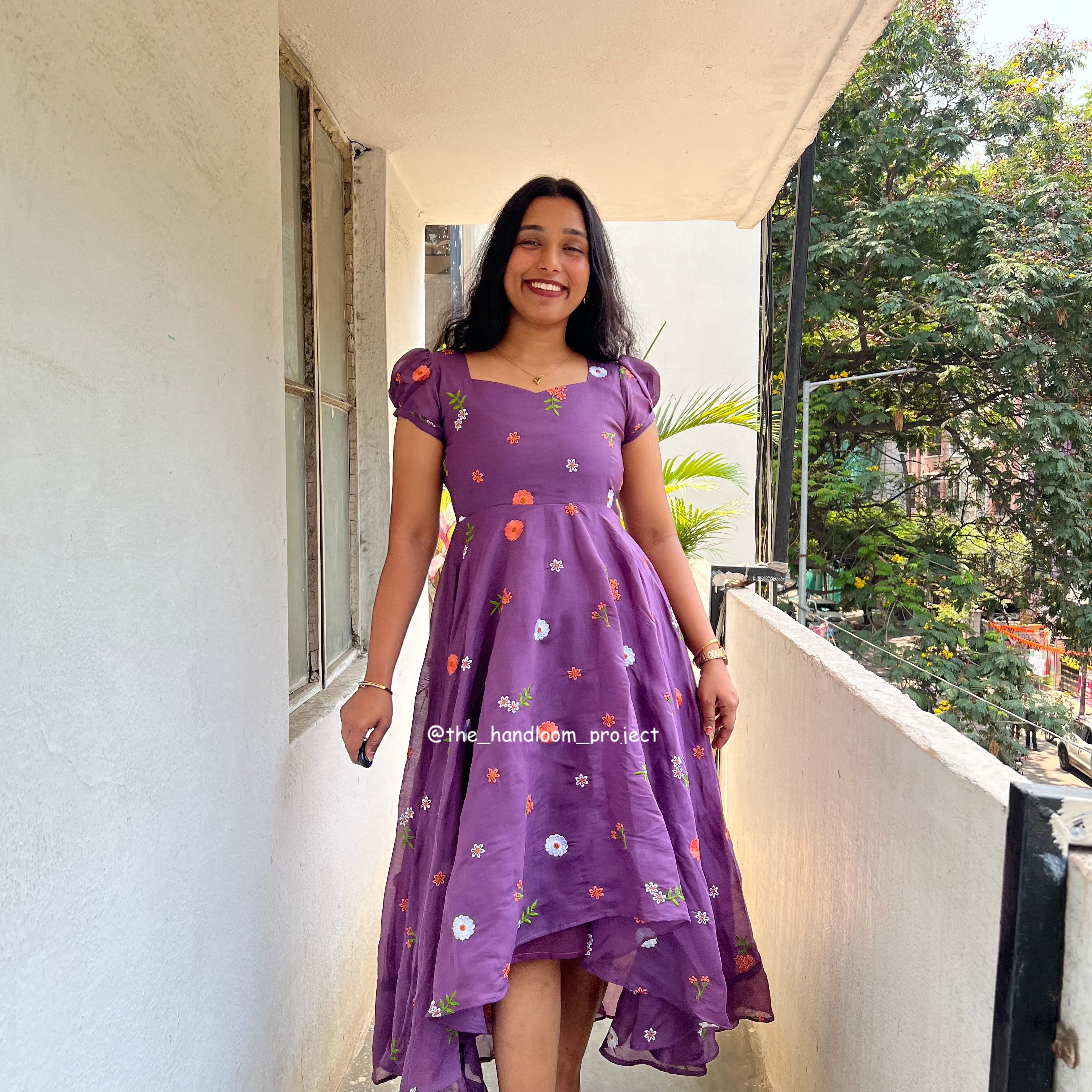 Violet- tarini