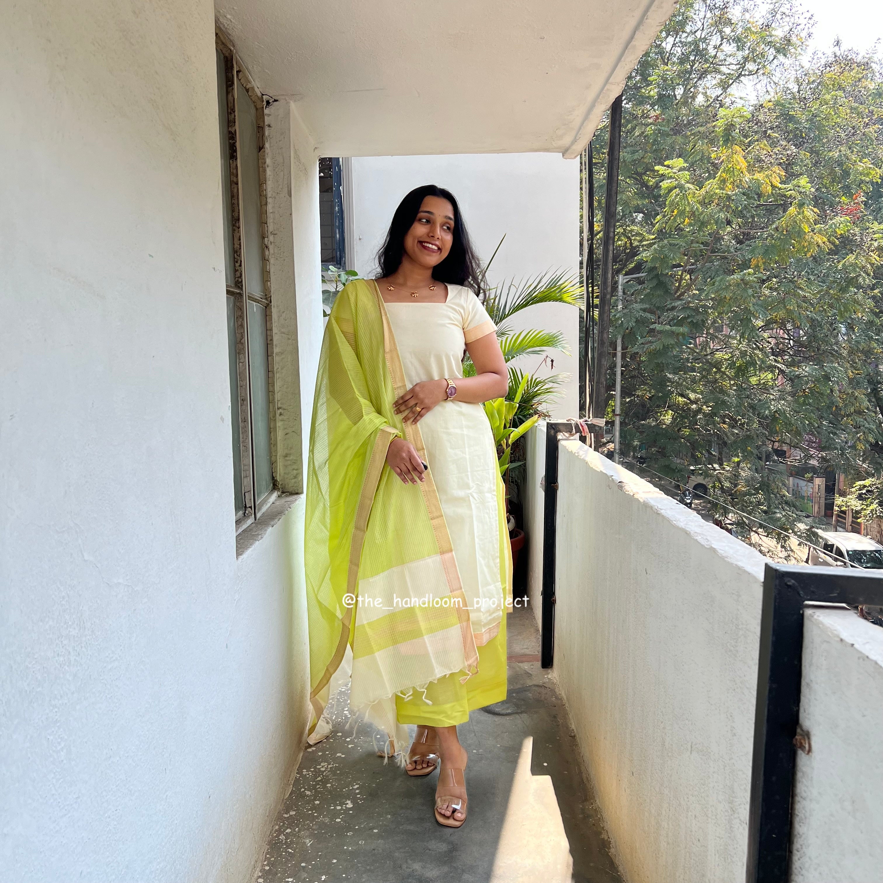 Off white - mangalagiri