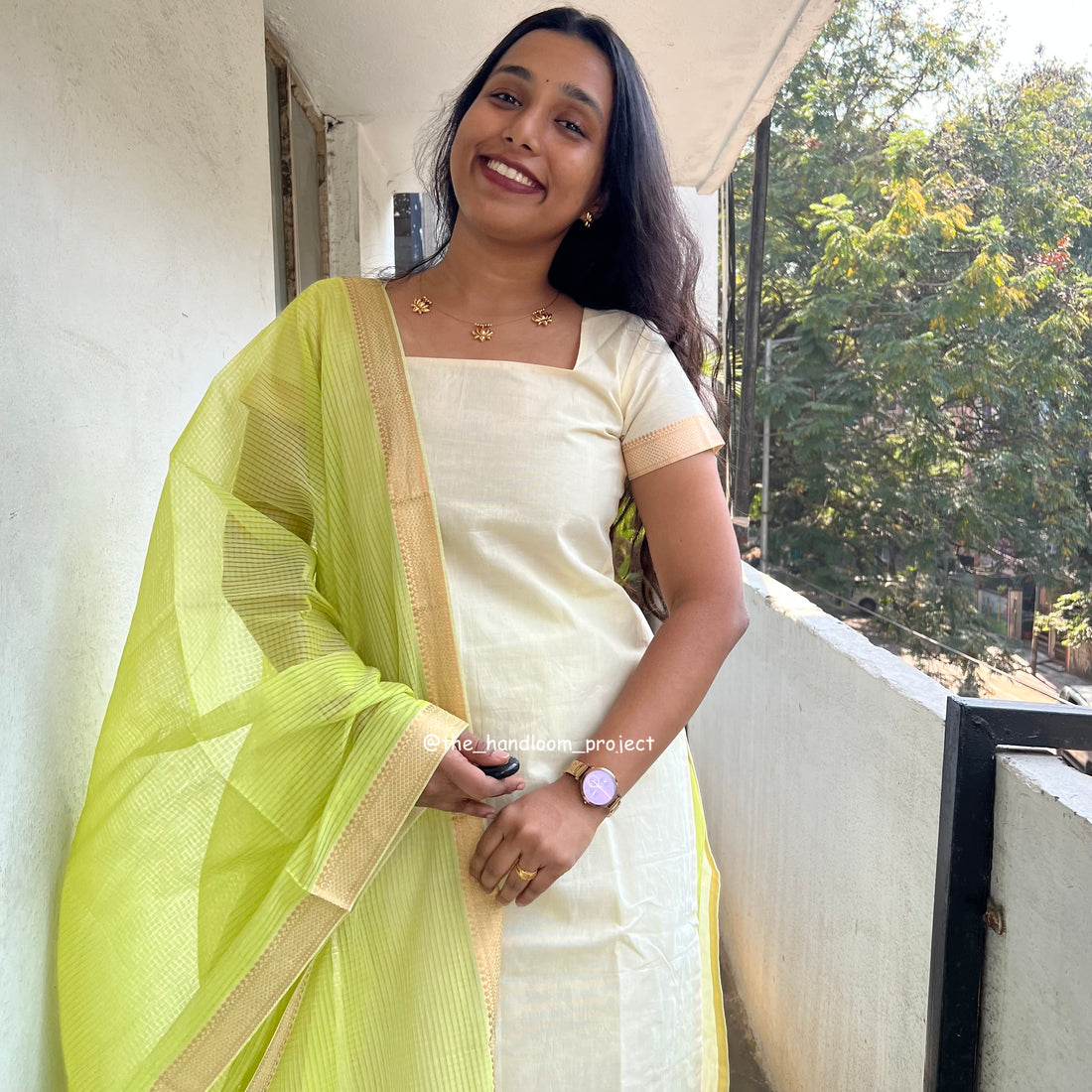 Off white - mangalagiri