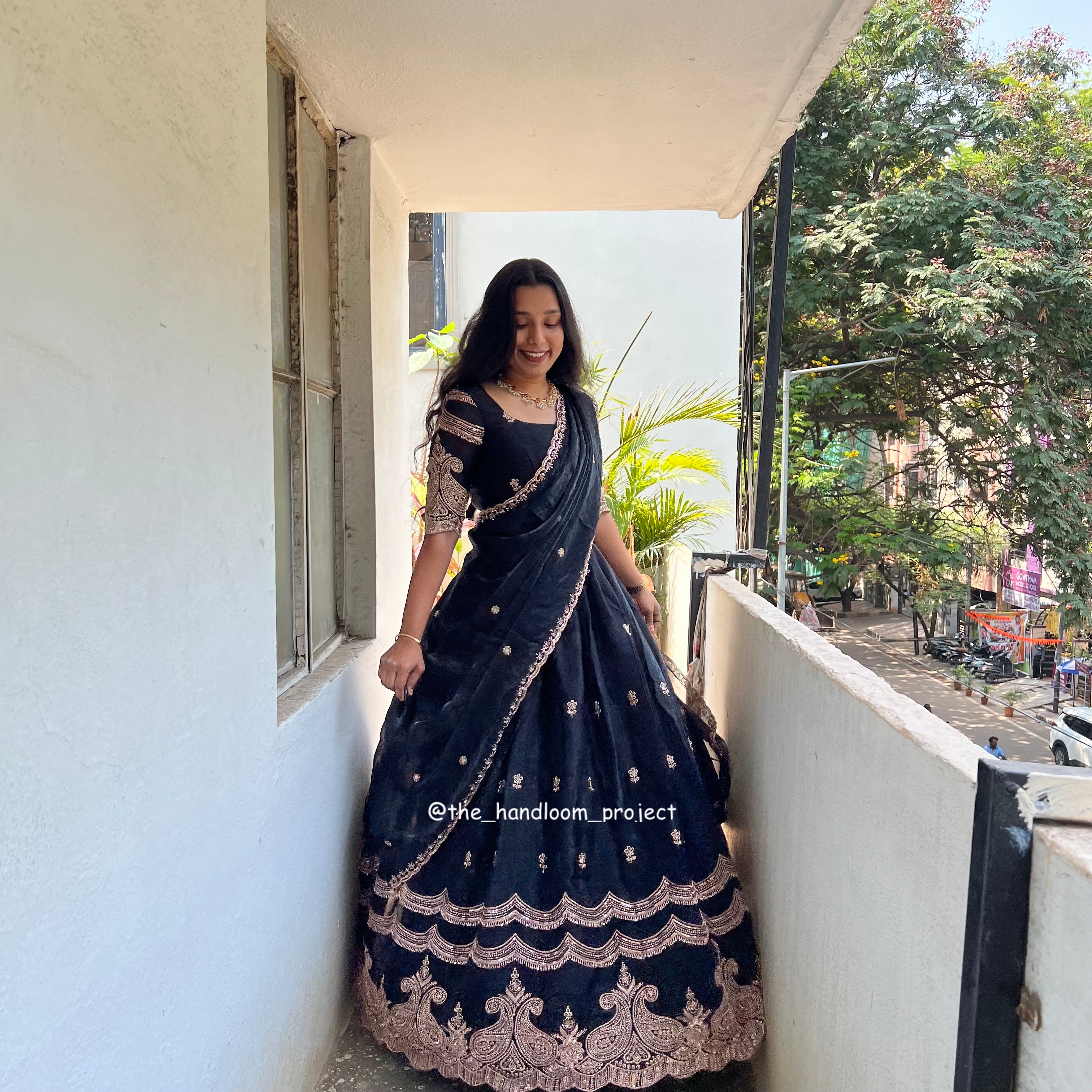 Black anvika