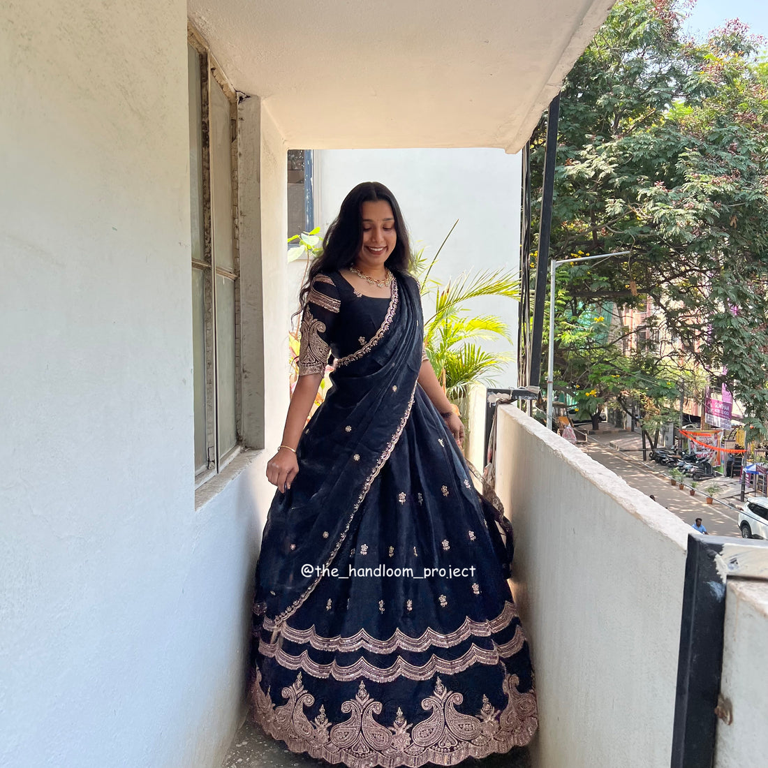 Black anvika