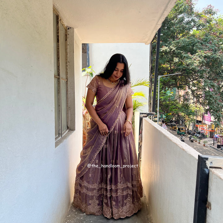 Dark lavender anvika