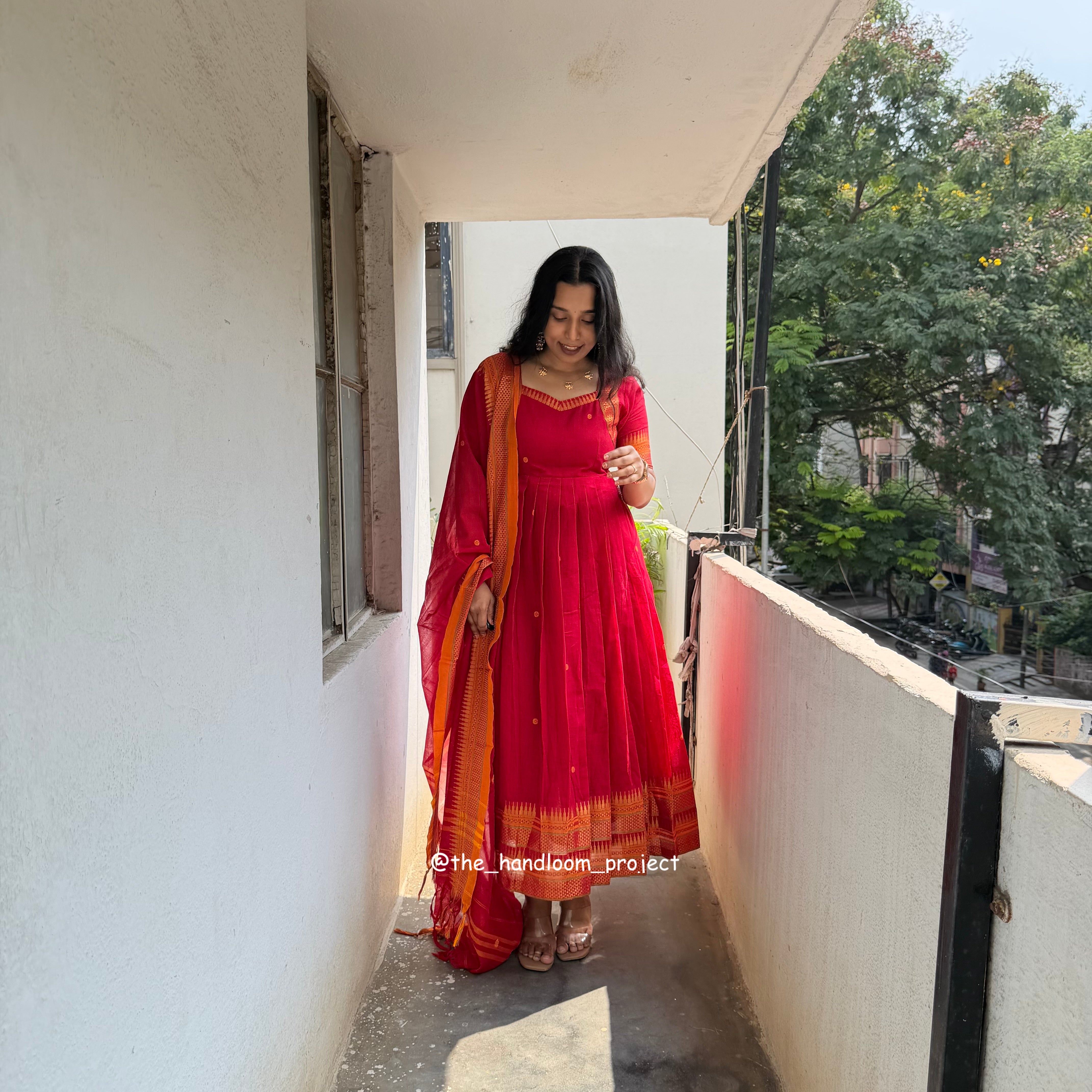 Red - dhara