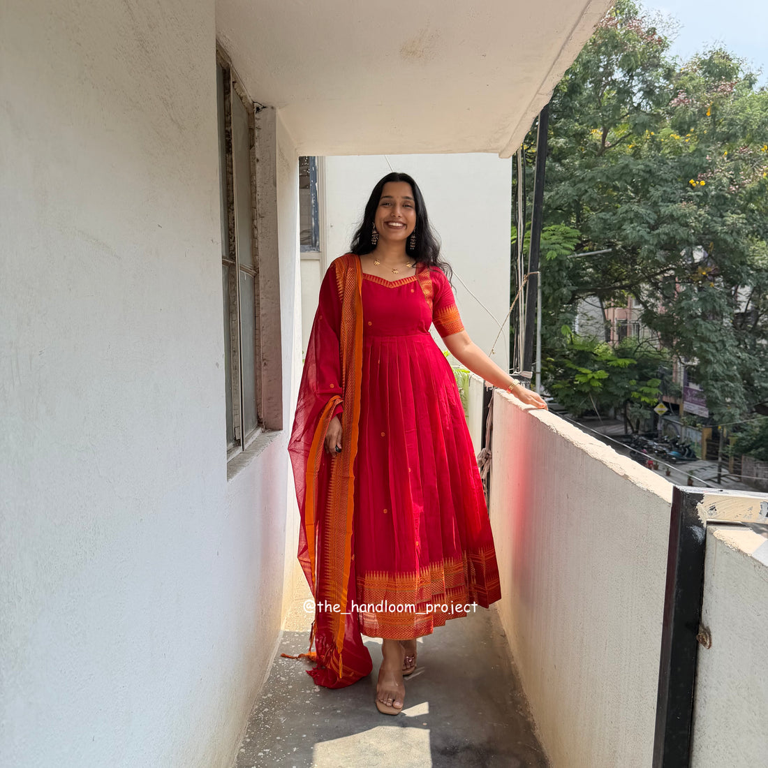 Red - dhara