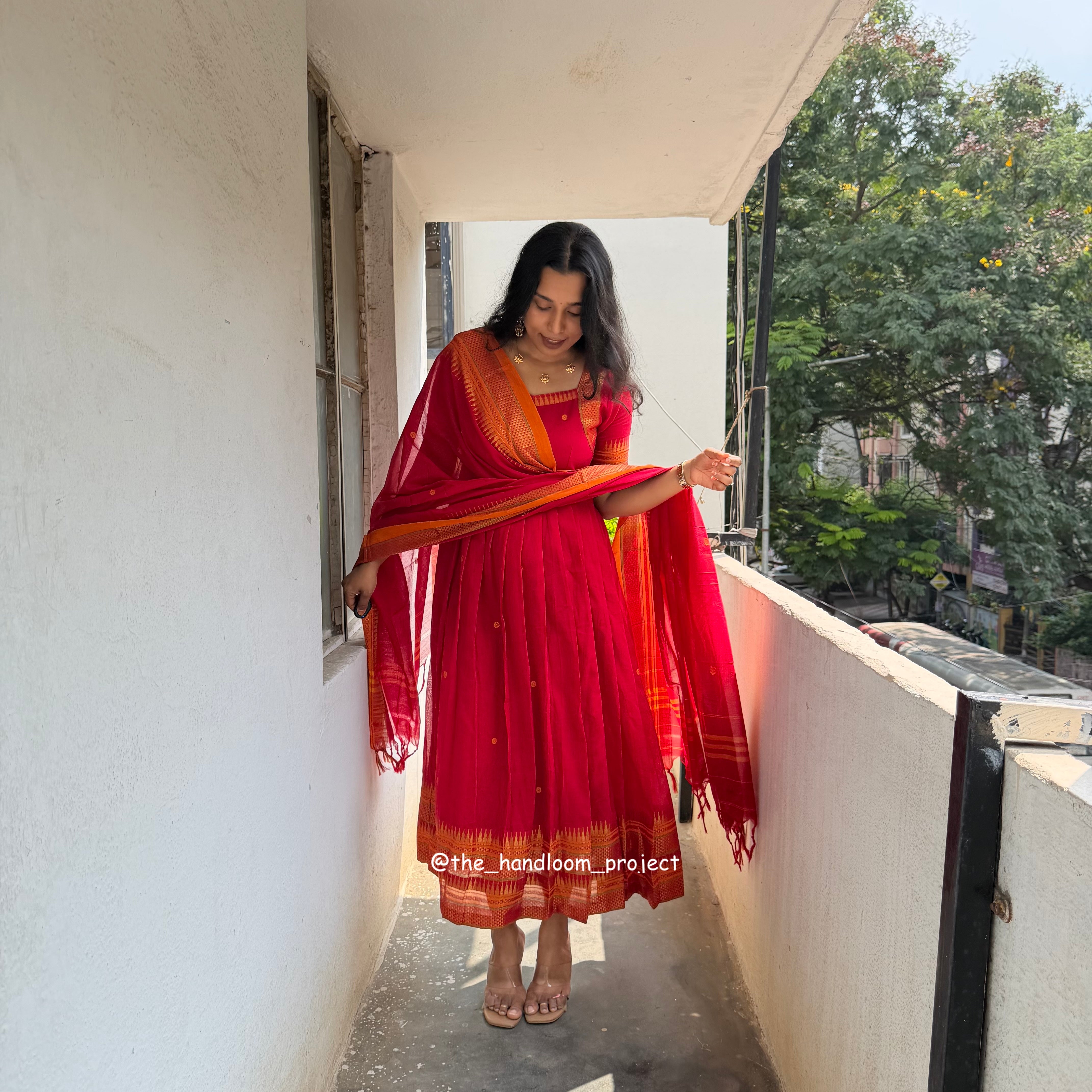 Red - dhara
