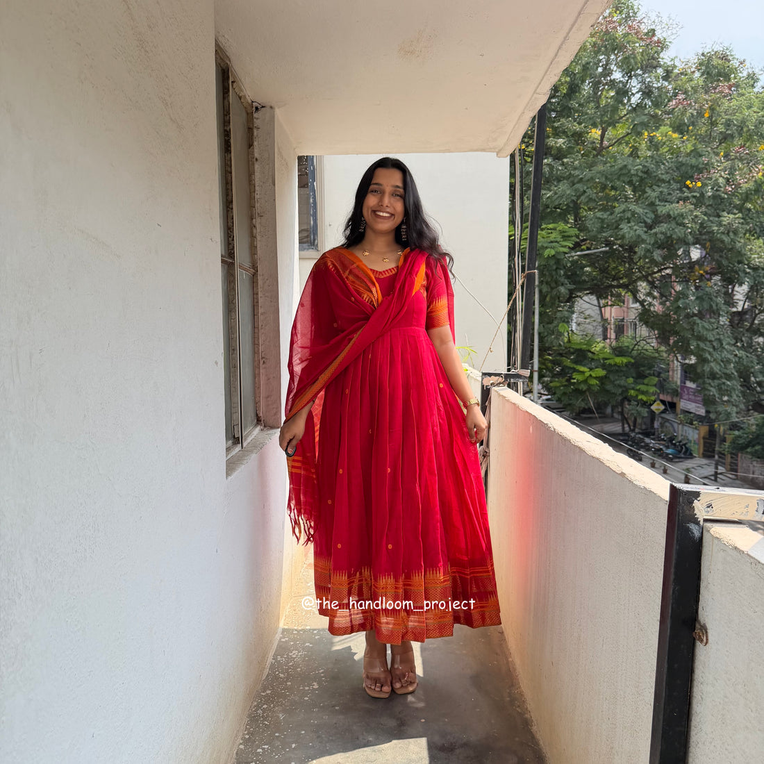 Red - dhara