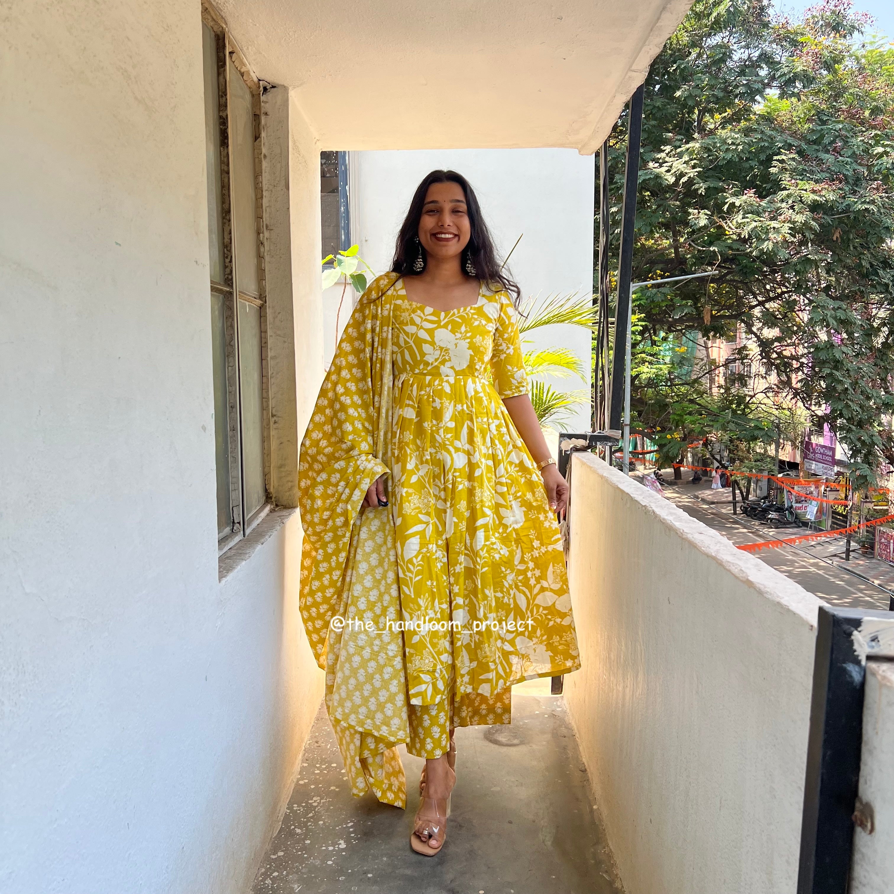 Yellow aura