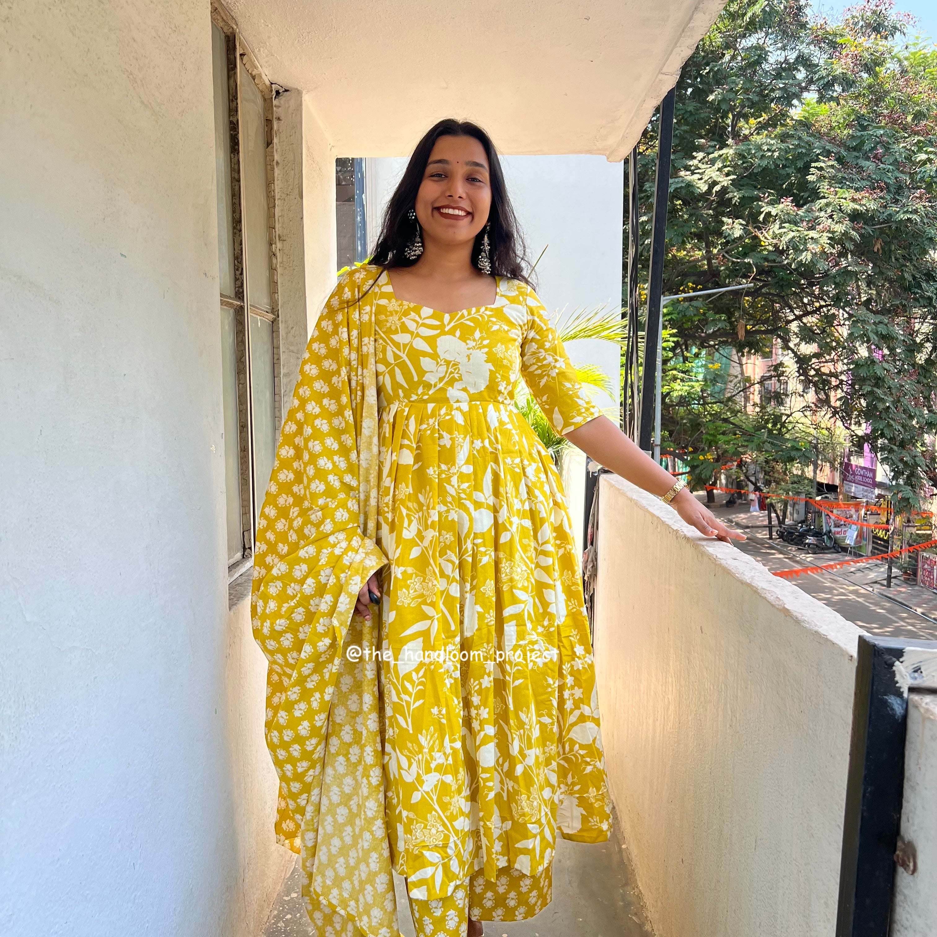 Yellow aura
