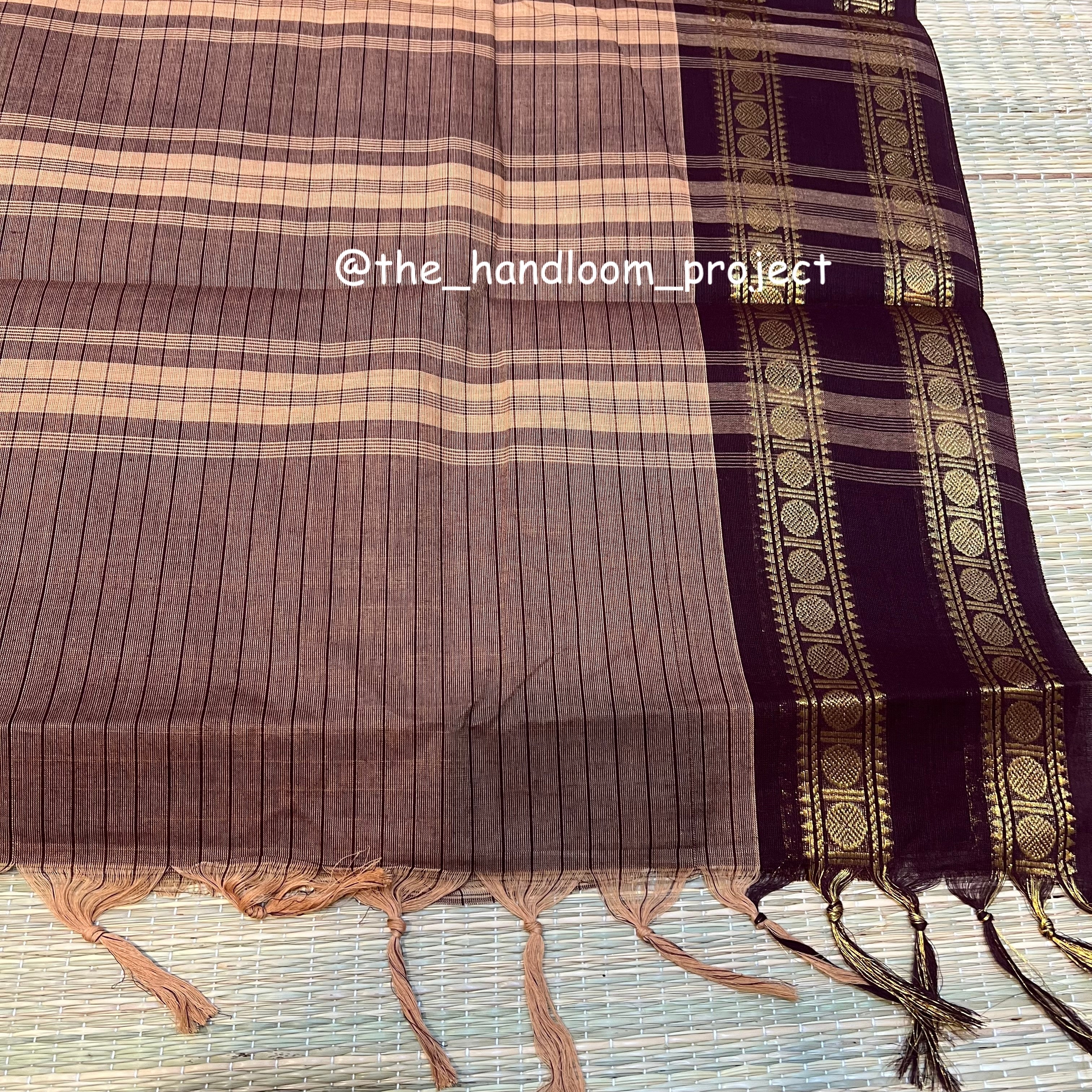 Light brown checked kanchi