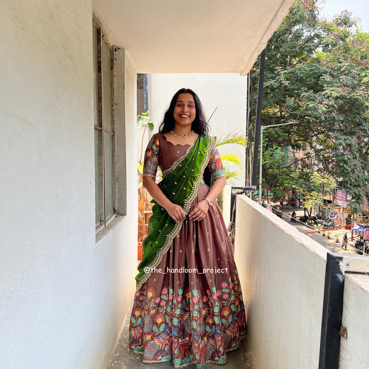 Brown - madhubani